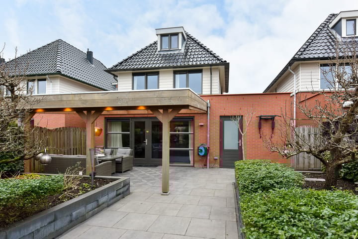 Foto 26 van Boeket 4