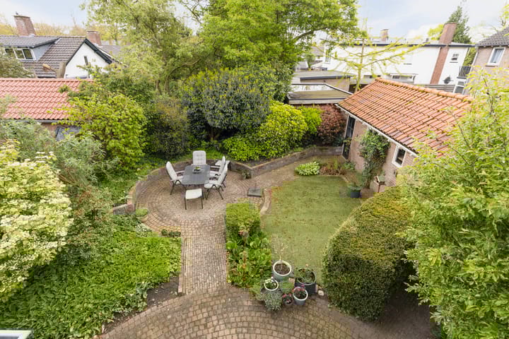 Foto 25 van Robert Kochlaan 4