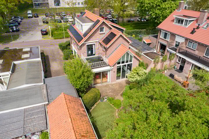 Foto 34 van Robert Kochlaan 4