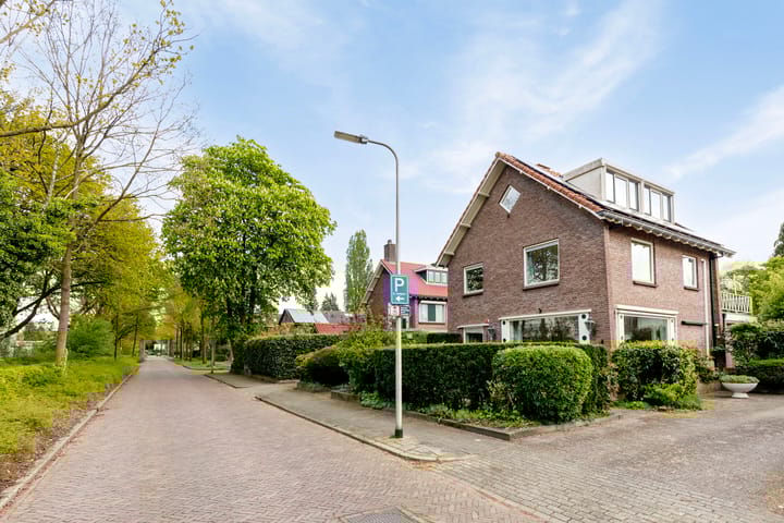 Foto 37 van Robert Kochlaan 4