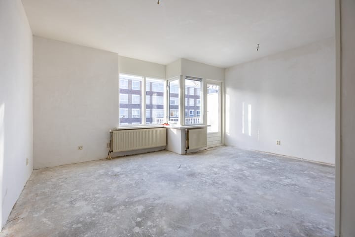 Photo 14 of van Borsselestraat 59