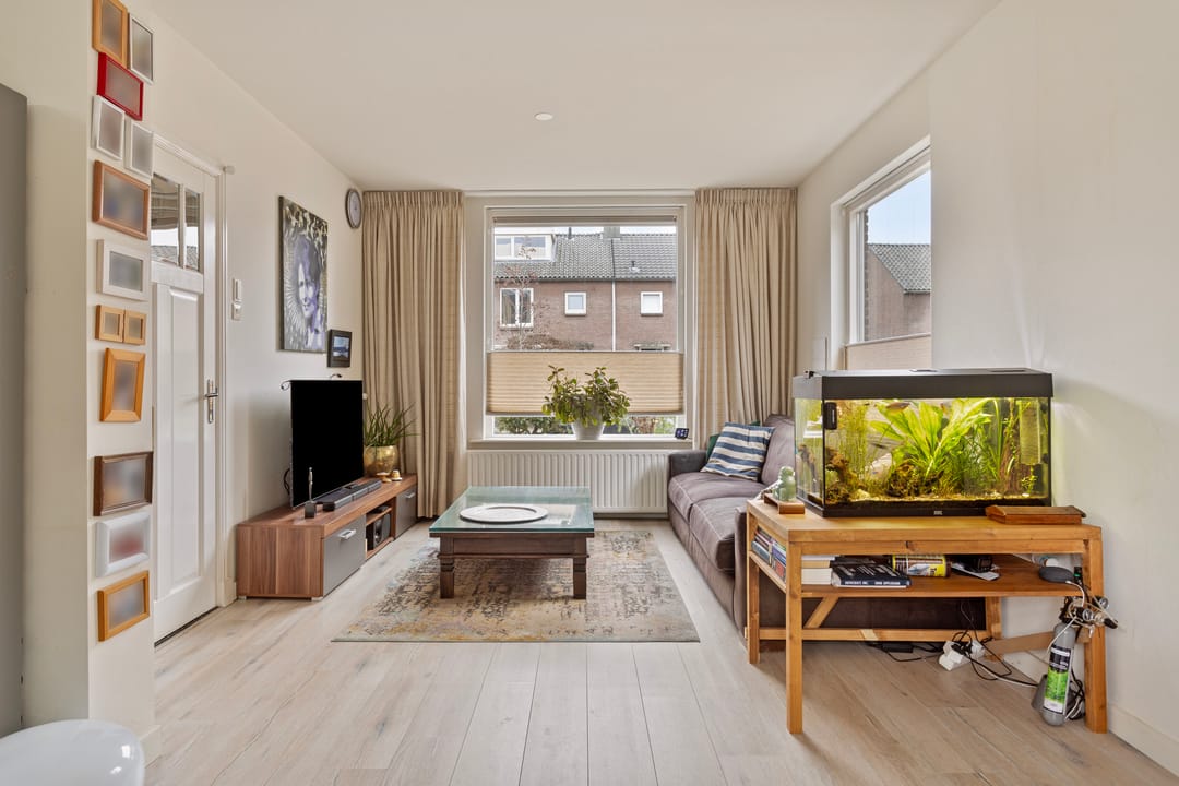 Foto 2 van Glimwormstraat 8