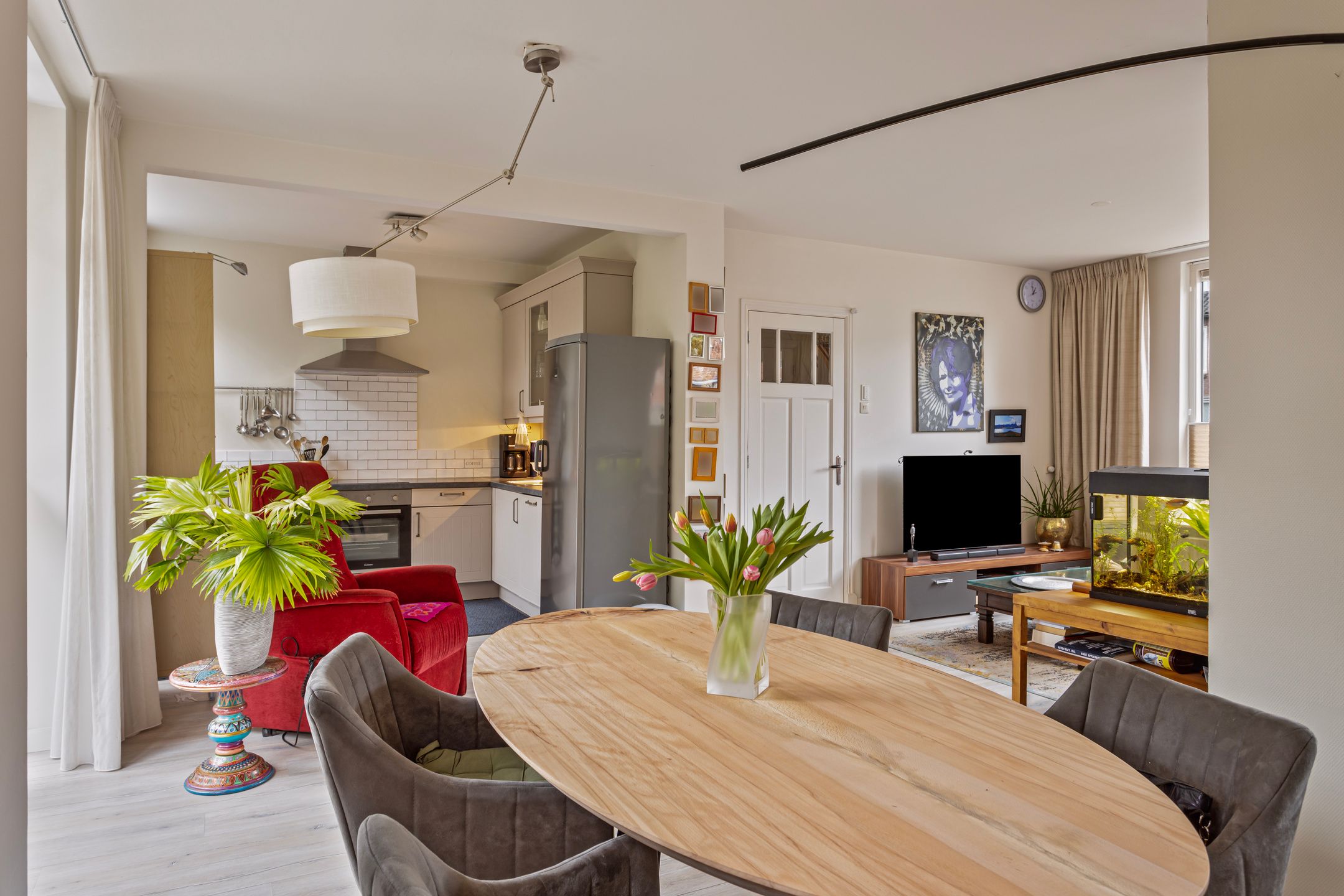 Foto 6 van Glimwormstraat 8