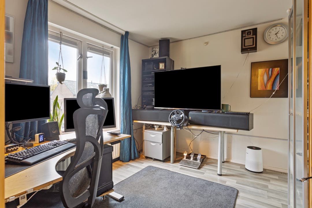 Foto 16 van Glimwormstraat 8