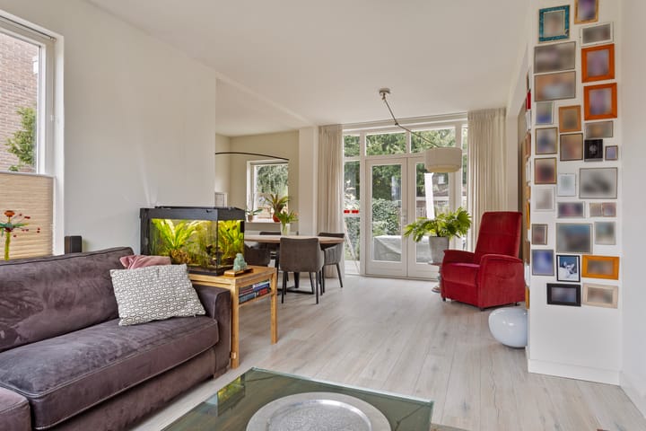 Foto 3 van Glimwormstraat 8