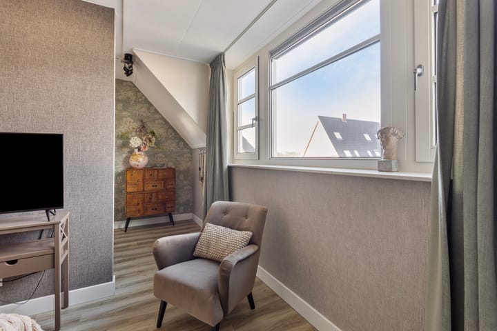 Foto 24 van Veldleeuwerik 16