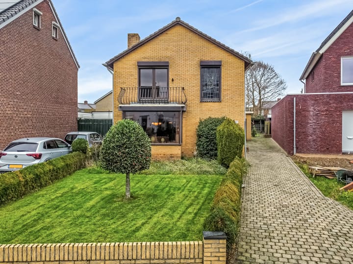 Photo 1 of Dorpstraat 87