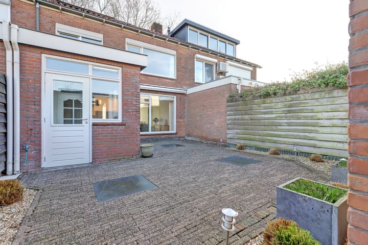 Foto 34 van Jan de Witplein 30