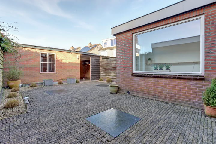 Foto 36 van Jan de Witplein 30