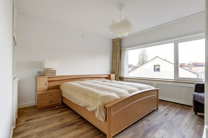 Foto 19 van Jan de Witplein 30