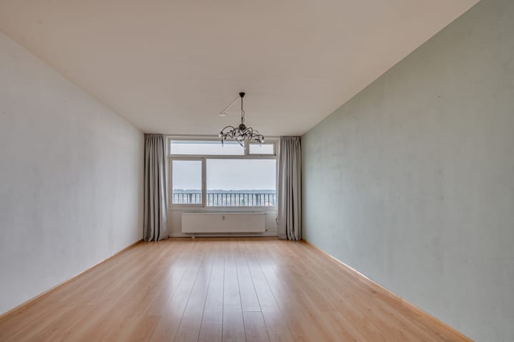 Photo 11 of Jan Vermeerstraat 451