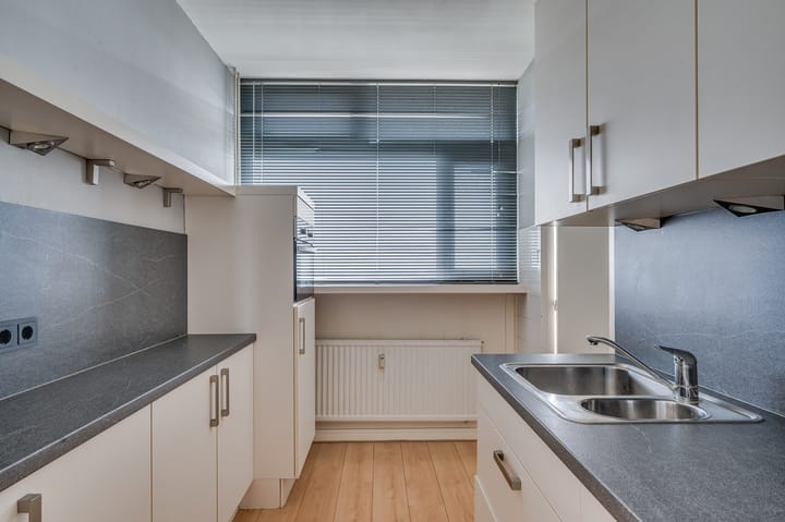 Photo 14 of Jan Vermeerstraat 451