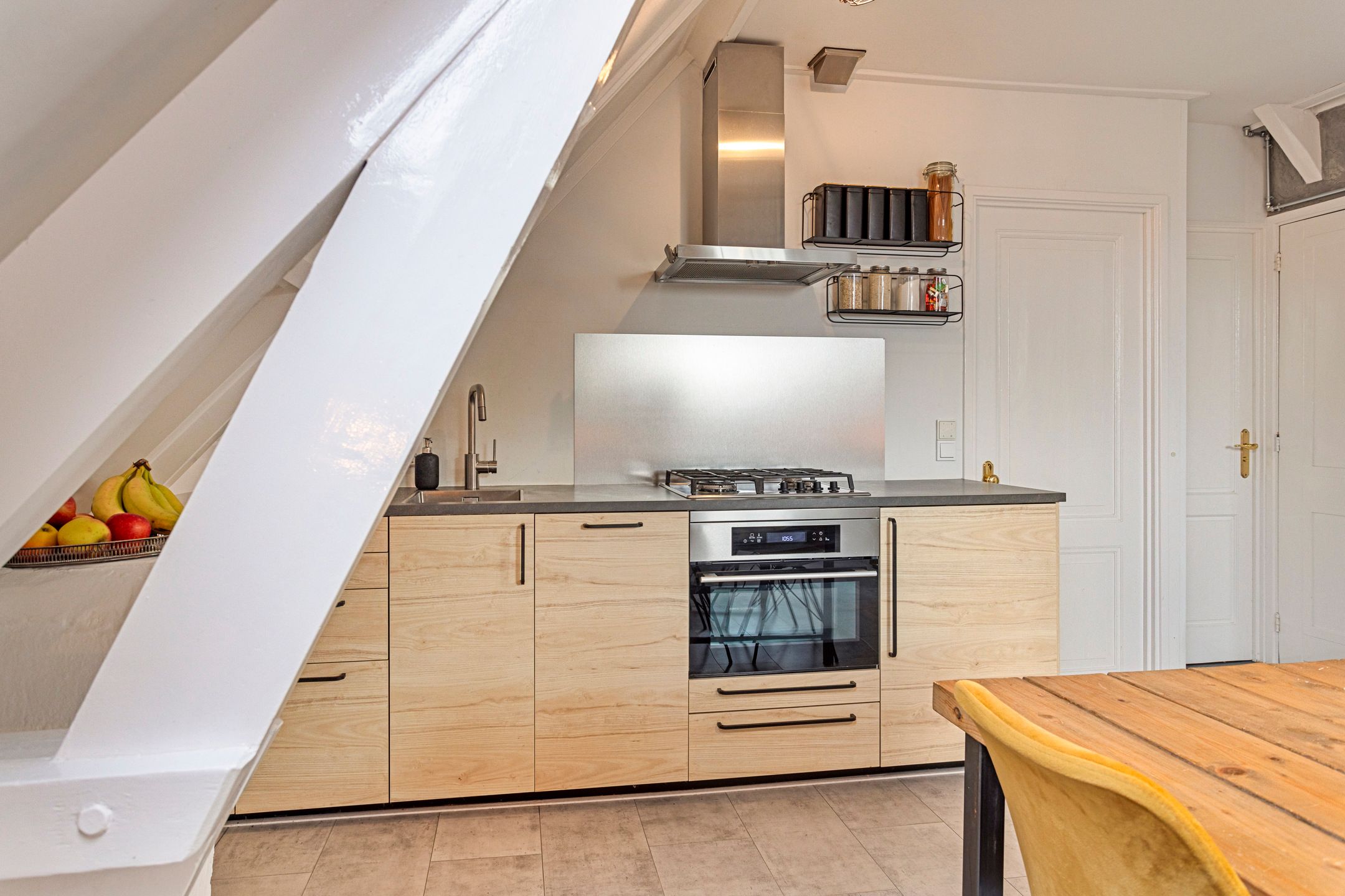 Foto 12 van Diepenveenseweg 22-B