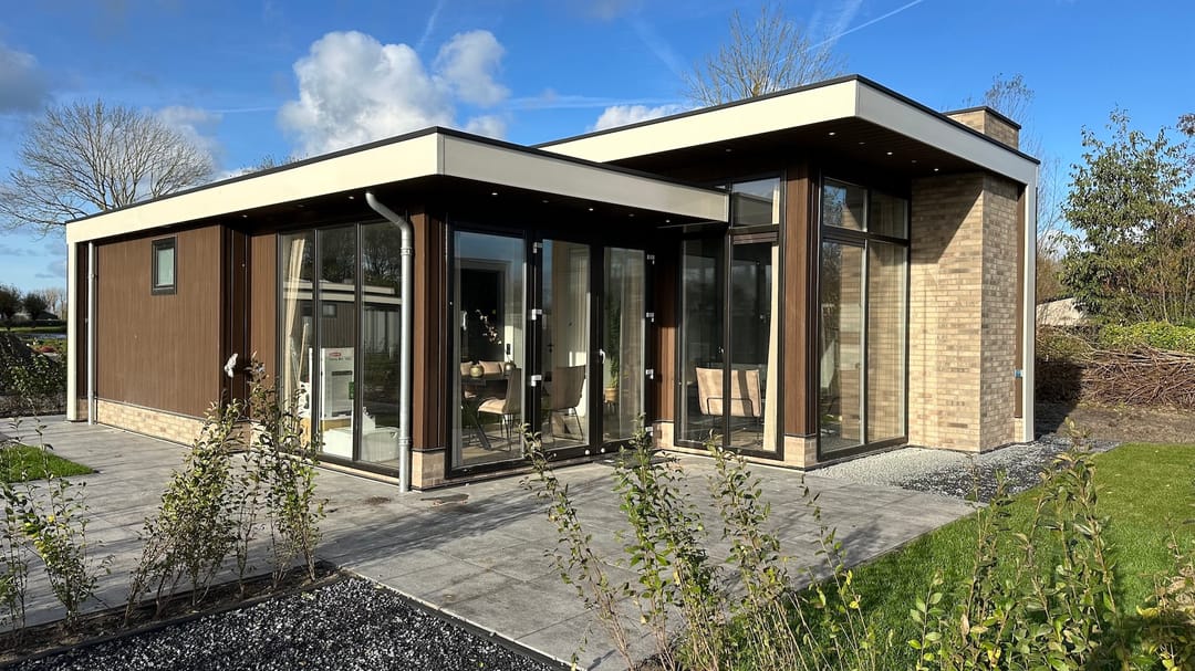 Photo 2 of Hogebrugweg 11