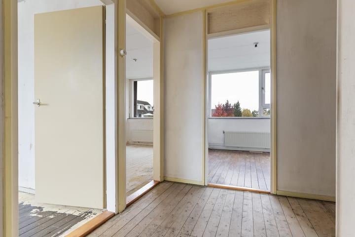 Foto 18 van Camminghalaan 57