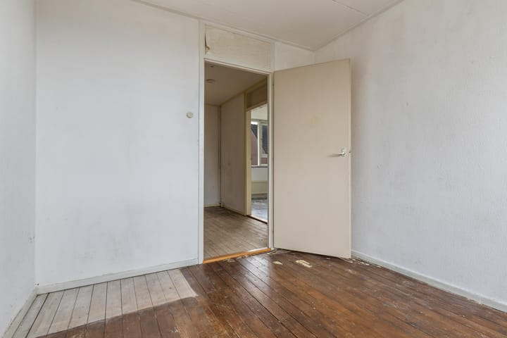 Foto 25 van Camminghalaan 57