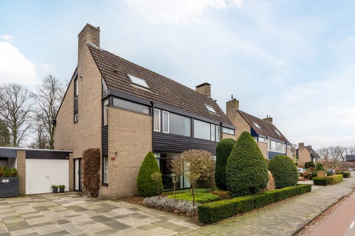 Foto 10 van Beneluxlaan 32