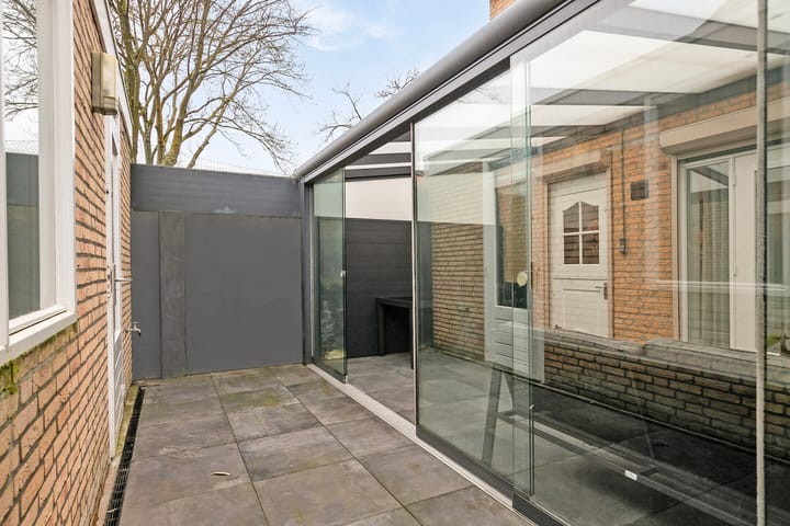 Photo 27 of Parmentierstraat 10