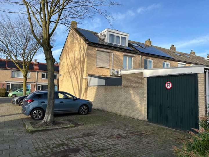 Photo 31 of Parmentierstraat 10