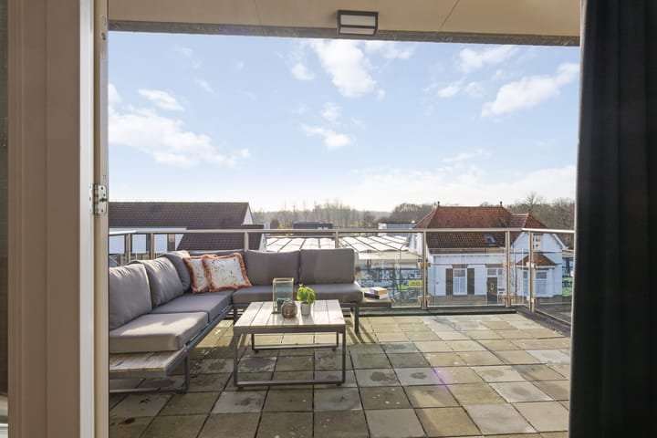 Photo 20 of Sint Servatiusstraat 64