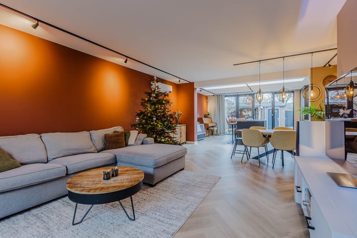 Photo 6 of Hubertusveld 35