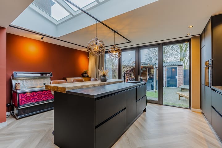 Photo 12 of Hubertusveld 35