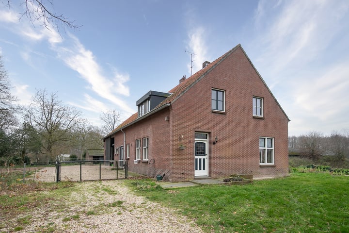 Paarloweg 8