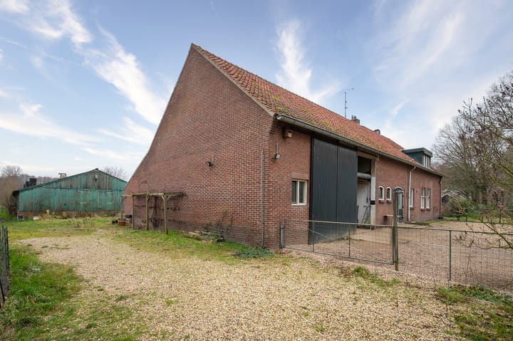 Foto 6 van Paarloweg 8