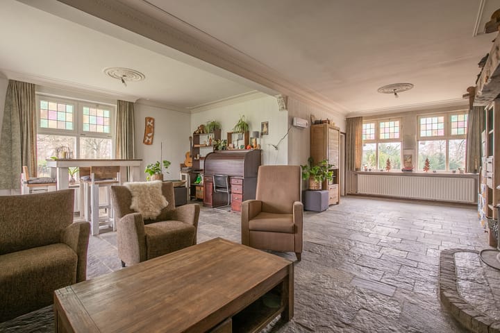 Foto 12 van Paarloweg 8