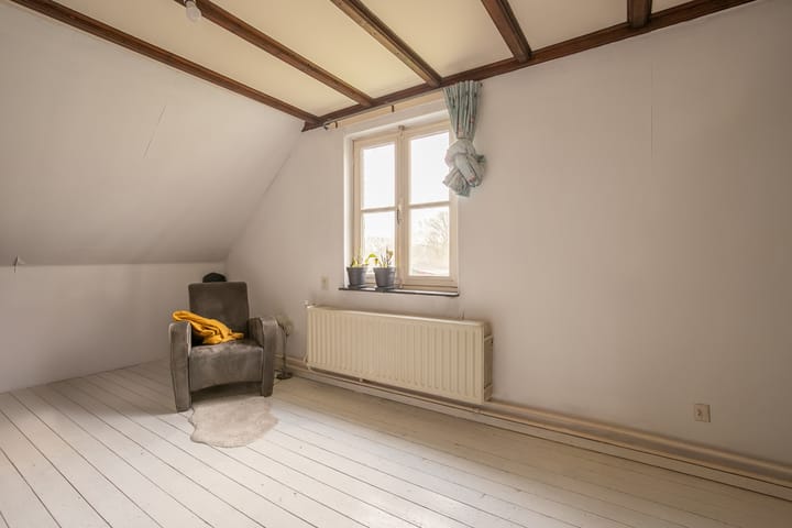 Foto 25 van Paarloweg 8