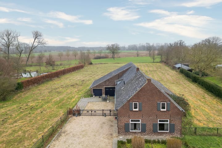 Photo 23 of Paarloweg 15