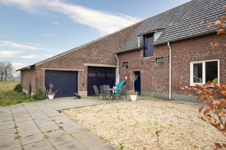 Photo 22 of Paarloweg 15