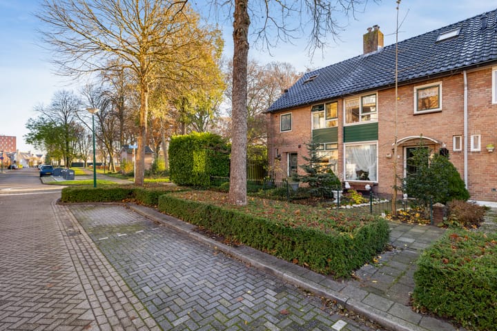 Foto 6 van Vicarielaan 1