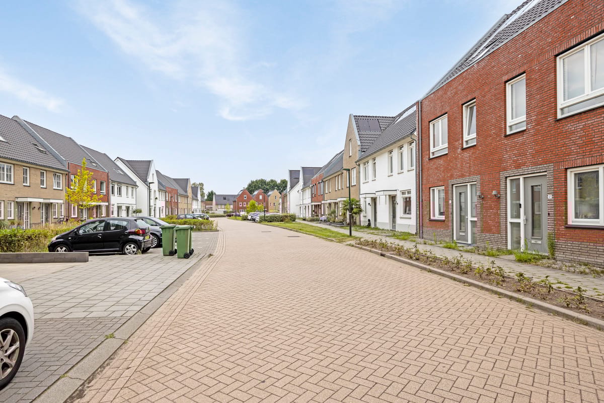 Foto 1 van Nieuwevaert 33