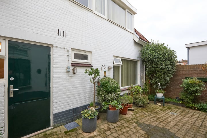 Bekijk foto 37 van Toekomststraat 15