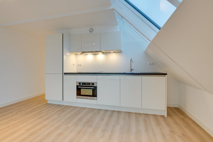 Foto 8 van Dubbele buurt 15-E