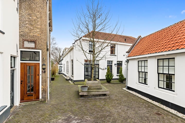 Bekijk foto 2 van 's-Herenstraat 49