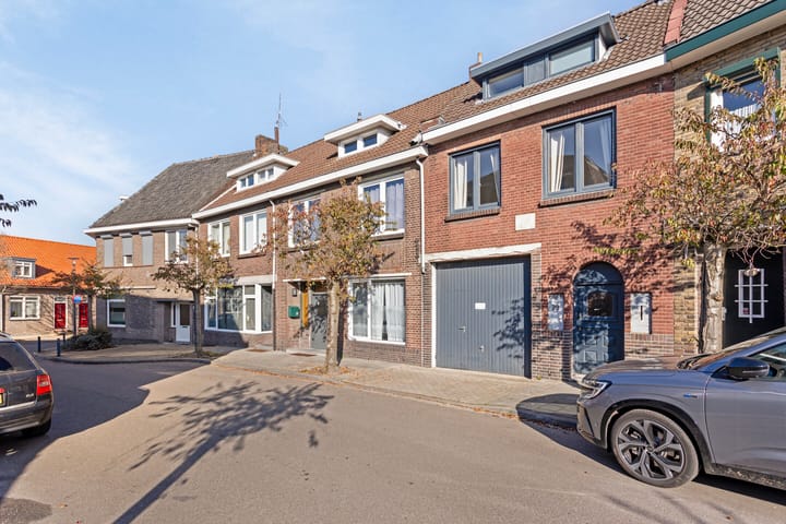 Foto 4 van Emmastraat 39