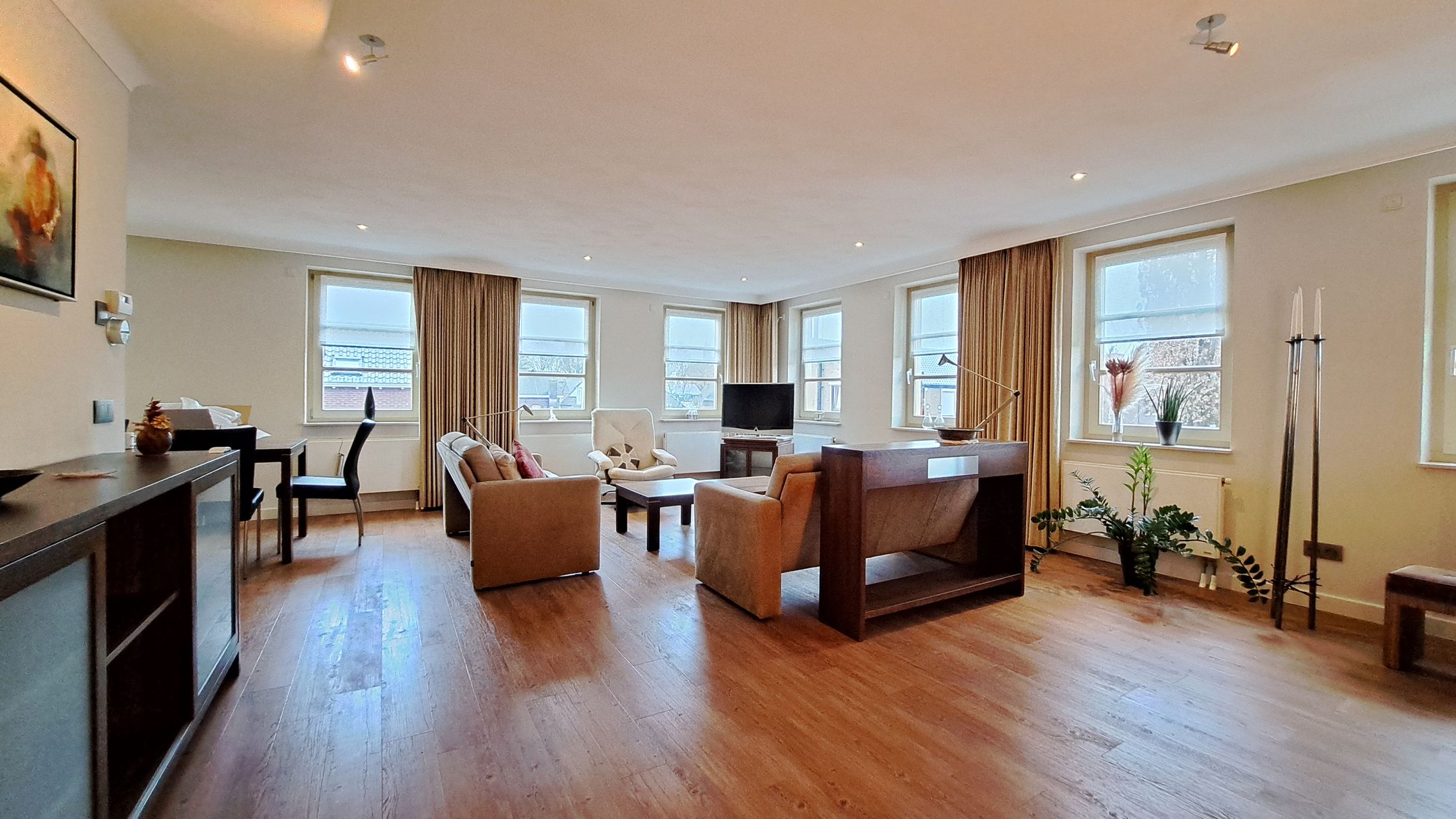 Foto 3 van Vlassert 23-A