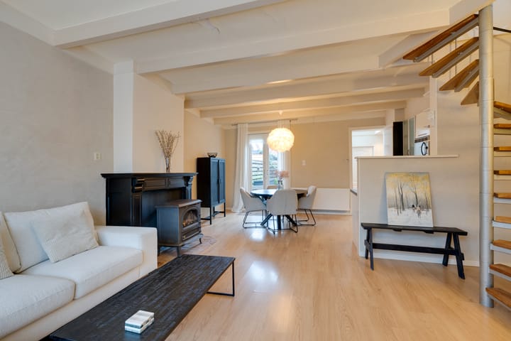 Foto 12 van St Lambertusstraat 4