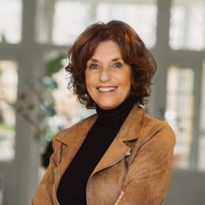 Angela den Hartog - NVM Register Makelaar