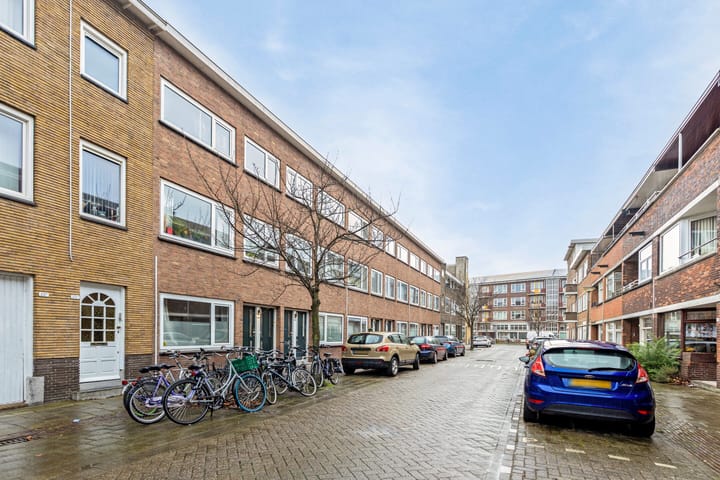 Foto 2 van Newtonstraat 16-B