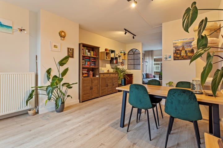 Foto 7 van Newtonstraat 16-B