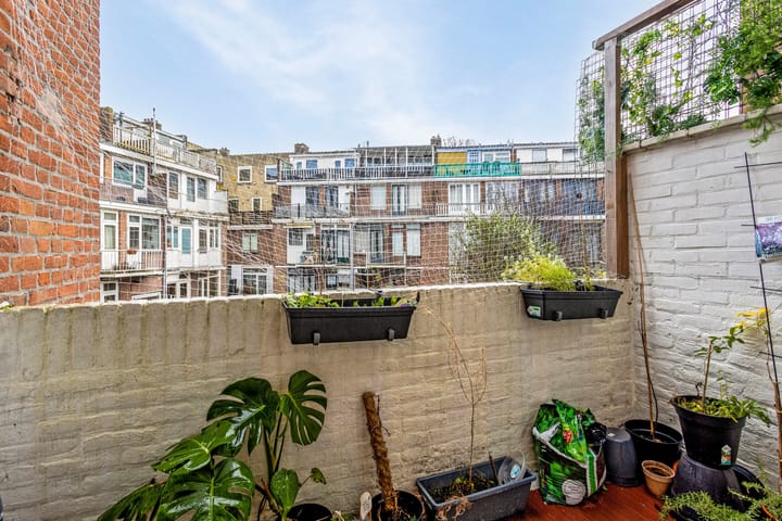 Foto 10 van Newtonstraat 16-B