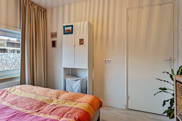 Foto 21 van Newtonstraat 16-B