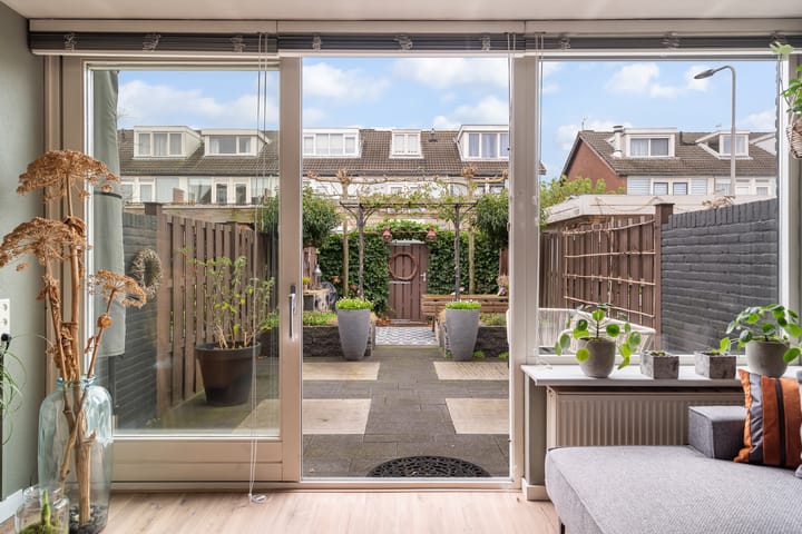 Foto 11 van van Hogendorpstraat 26