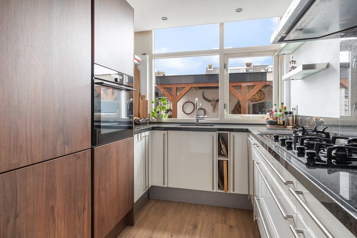 Foto 14 van van Hogendorpstraat 26