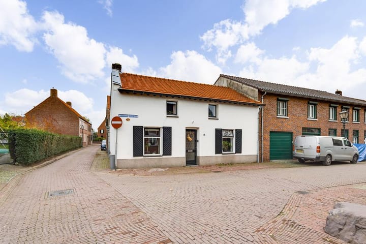 Photo 1 of Mandenmakersstraat 18