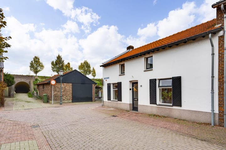 Photo 4 of Mandenmakersstraat 18