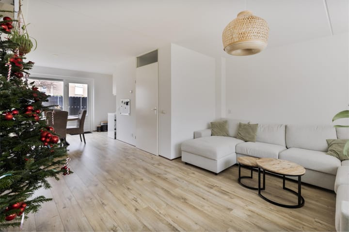 Foto 11 van Saffierstraat 10